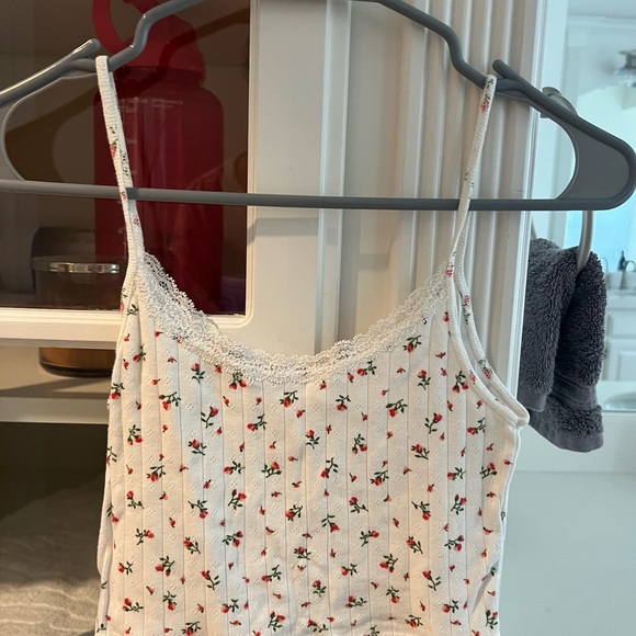 Brandy Melville tank top - Picture 2 of 2